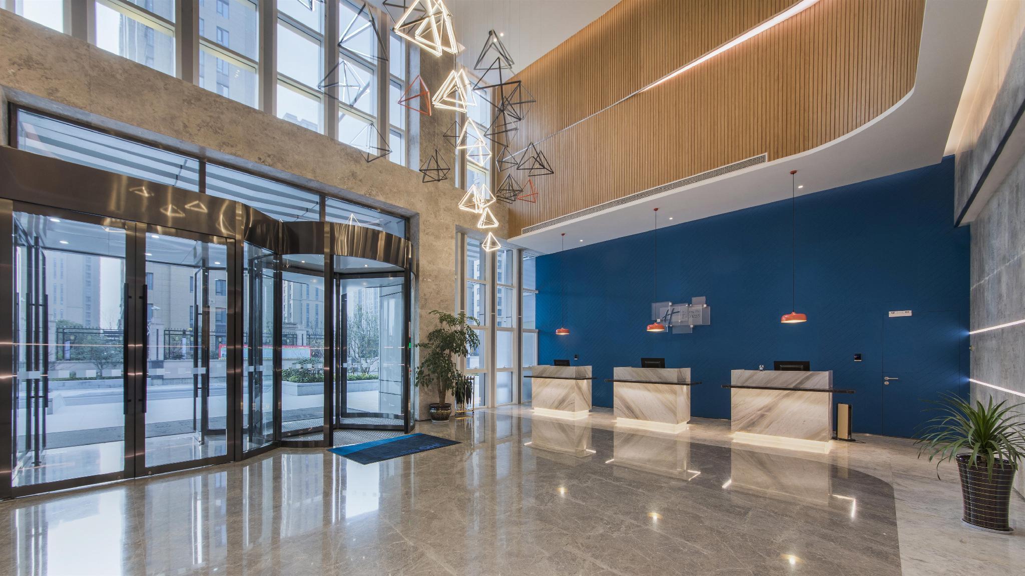 Holiday Inn Express Liyang Huafu By Ihg Экстерьер фото