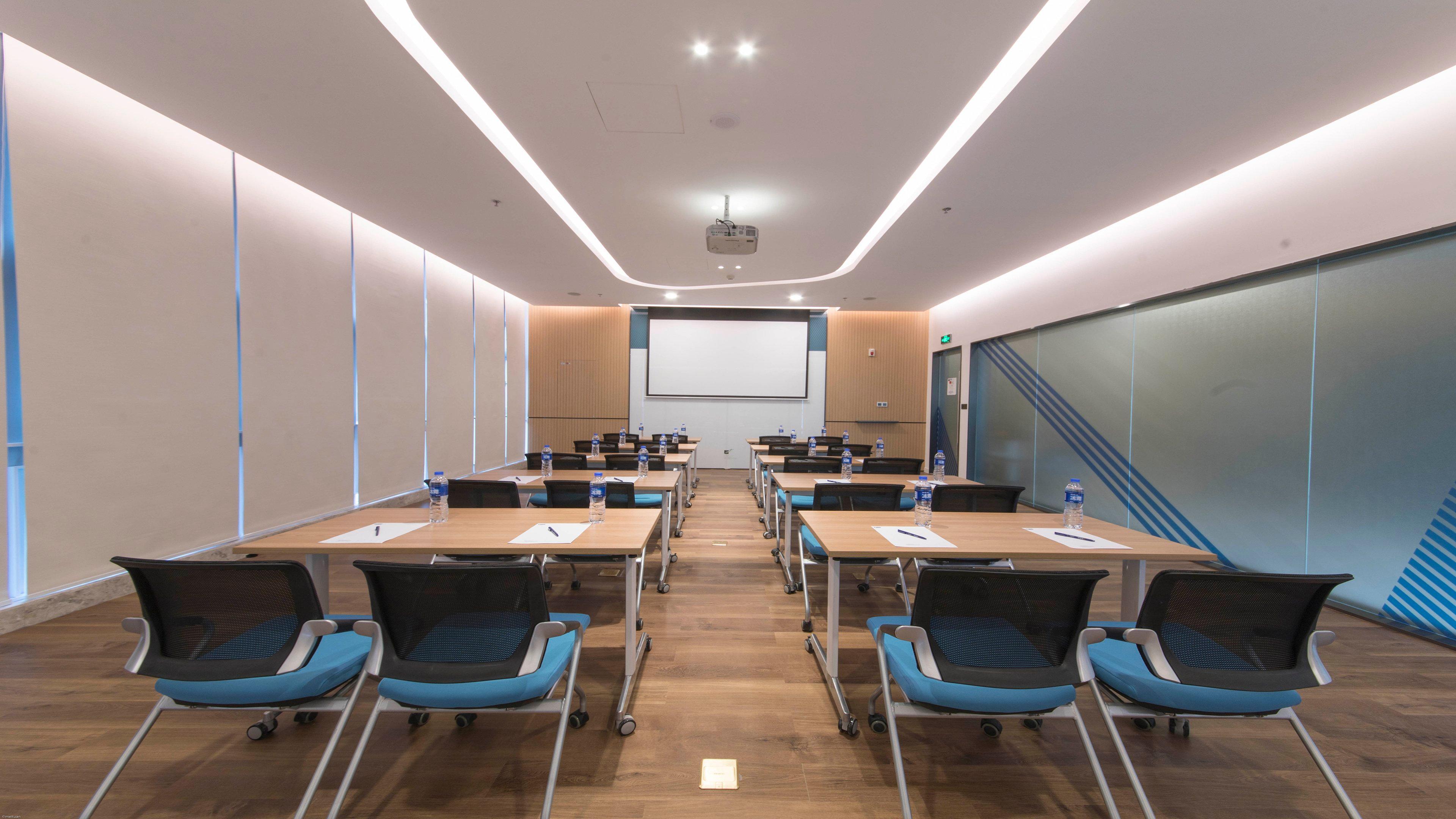 Holiday Inn Express Liyang Huafu By Ihg Экстерьер фото