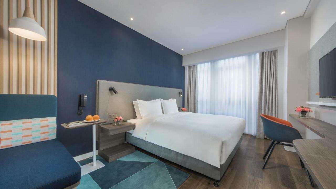 Holiday Inn Express Liyang Huafu By Ihg Экстерьер фото